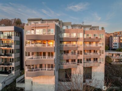 601 W Mercer Place #301, Seattle, WA 98119 - Photo 38