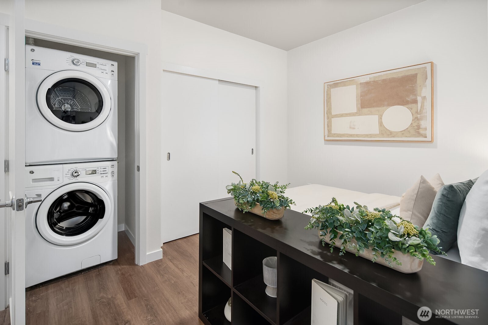 1085 103rd Avenue NE #124, Bellevue, WA 98004