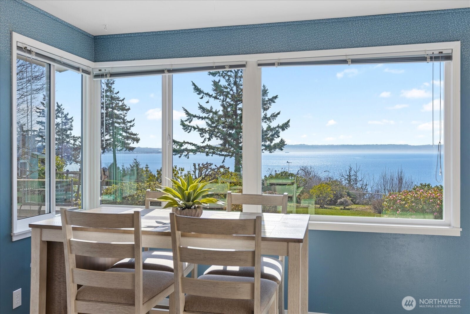 1128 Potlatch Beach Road , Marysville, WA 98271