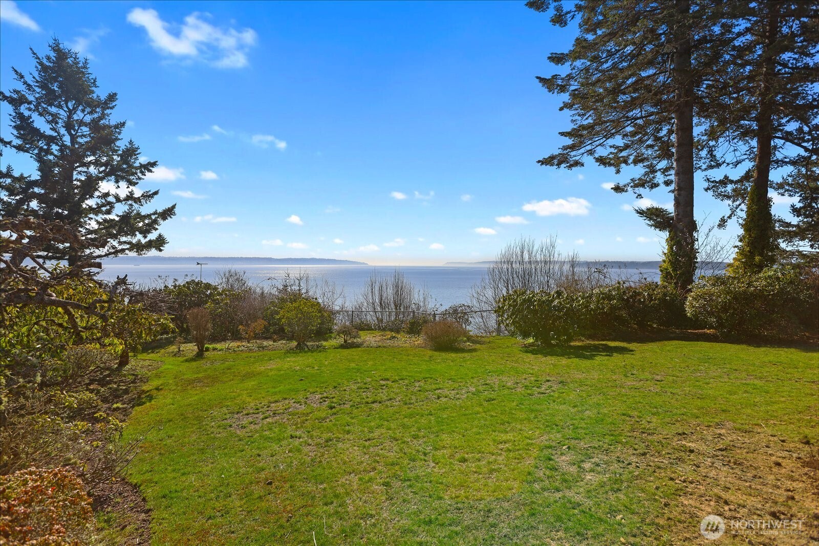 1128 Potlatch Beach Road , Marysville, WA 98271