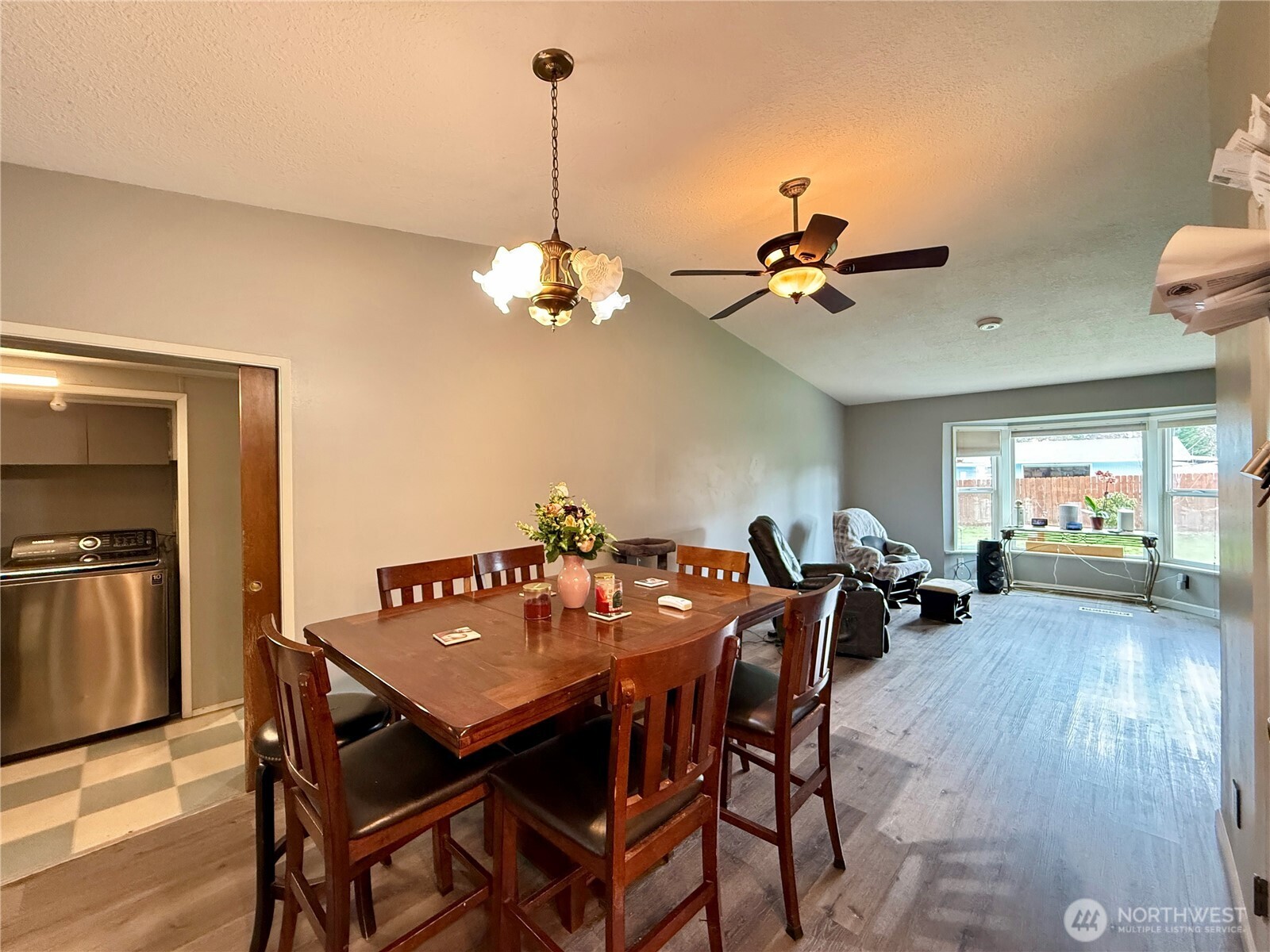 105 Timberline Drive , Castle Rock, WA 98611