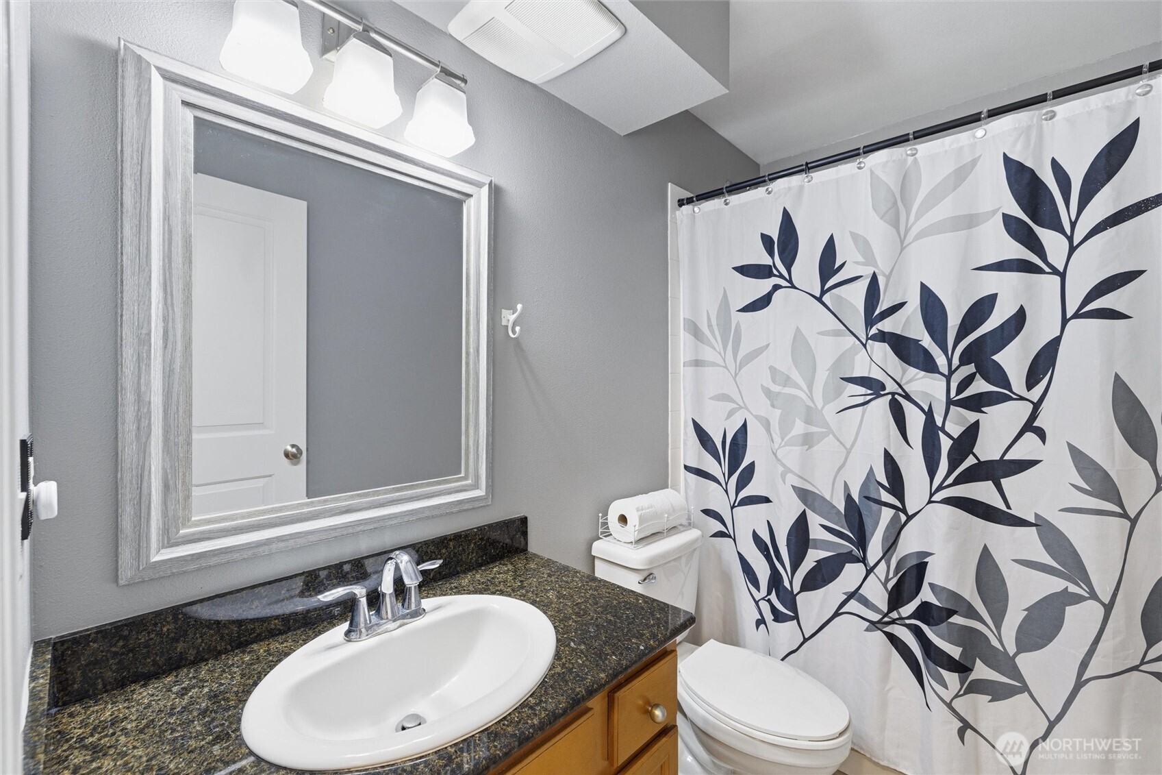 953 Third Street #101, Blaine, WA 98230-4056