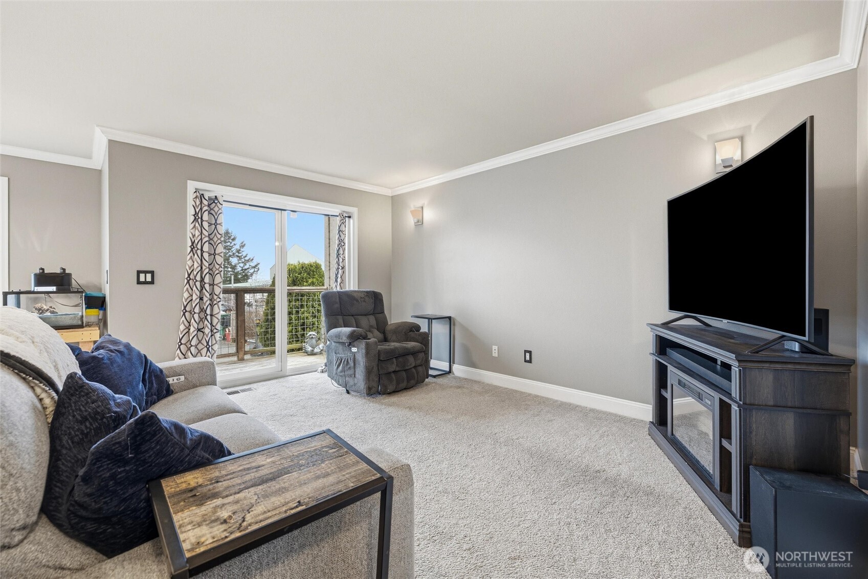 953 Third Street #101, Blaine, WA 98230-4056