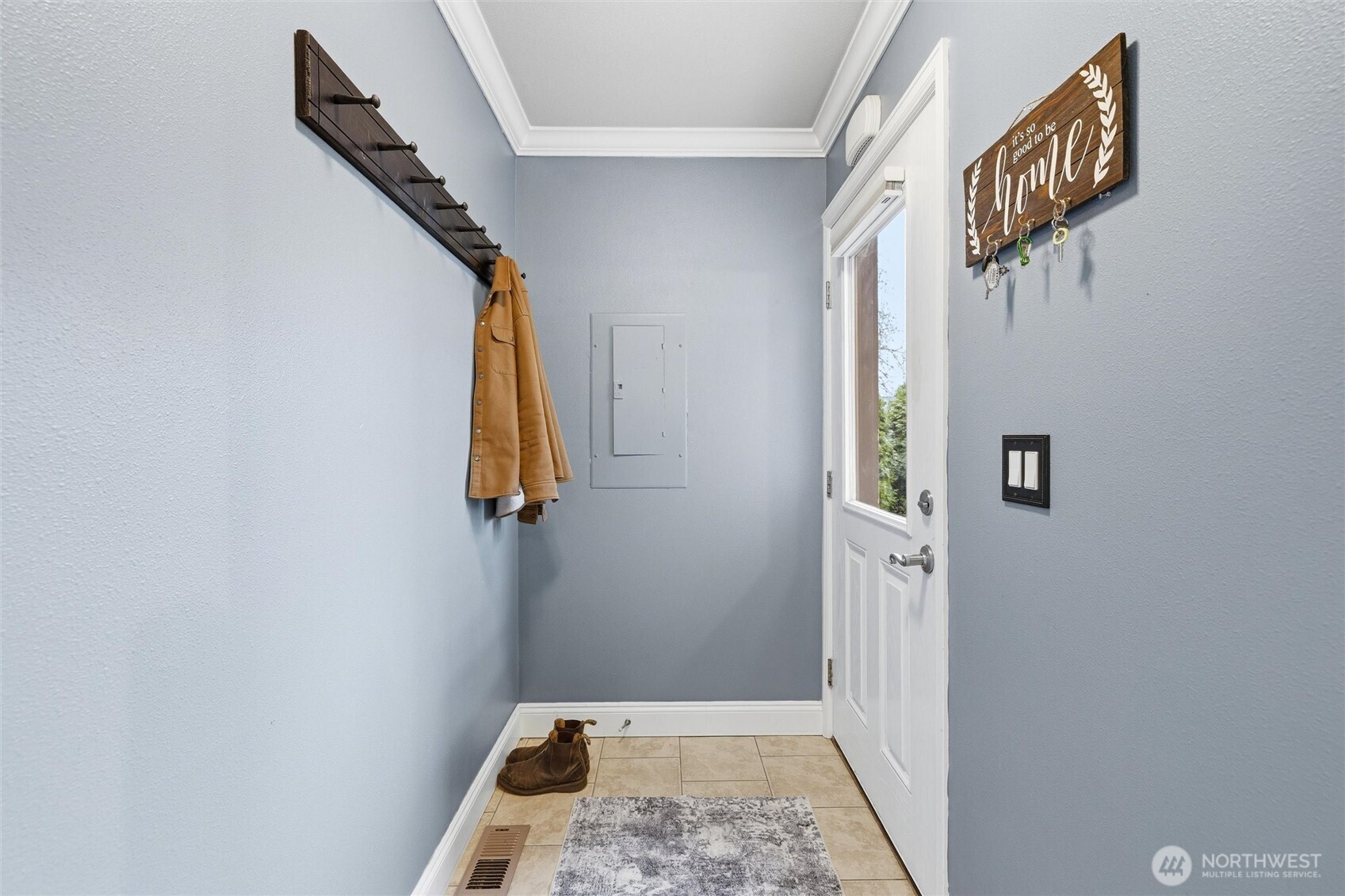 953 Third Street #101, Blaine, WA 98230-4056