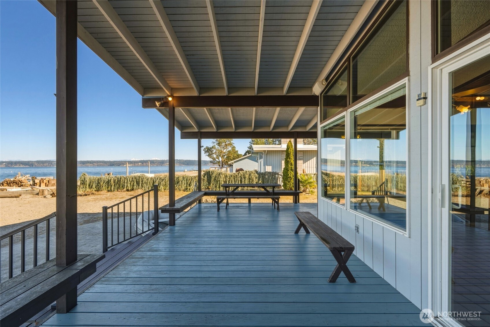 903 Port Susan Terrace Road , Camano Island, WA 98282