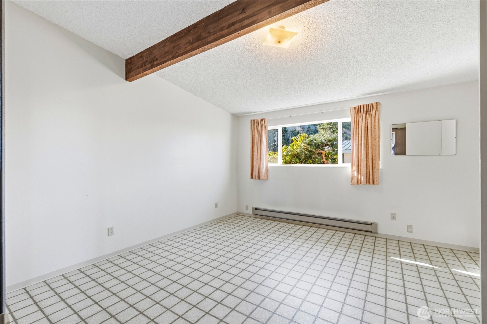 903 Port Susan Terrace Road , Camano Island, WA 98282