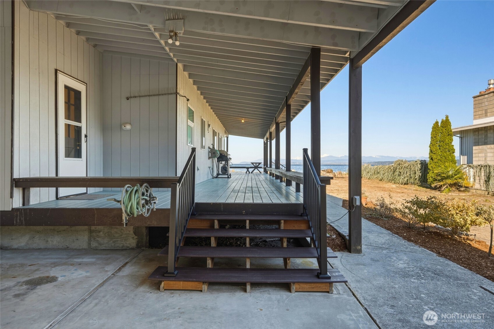 903 Port Susan Terrace Road , Camano Island, WA 98282