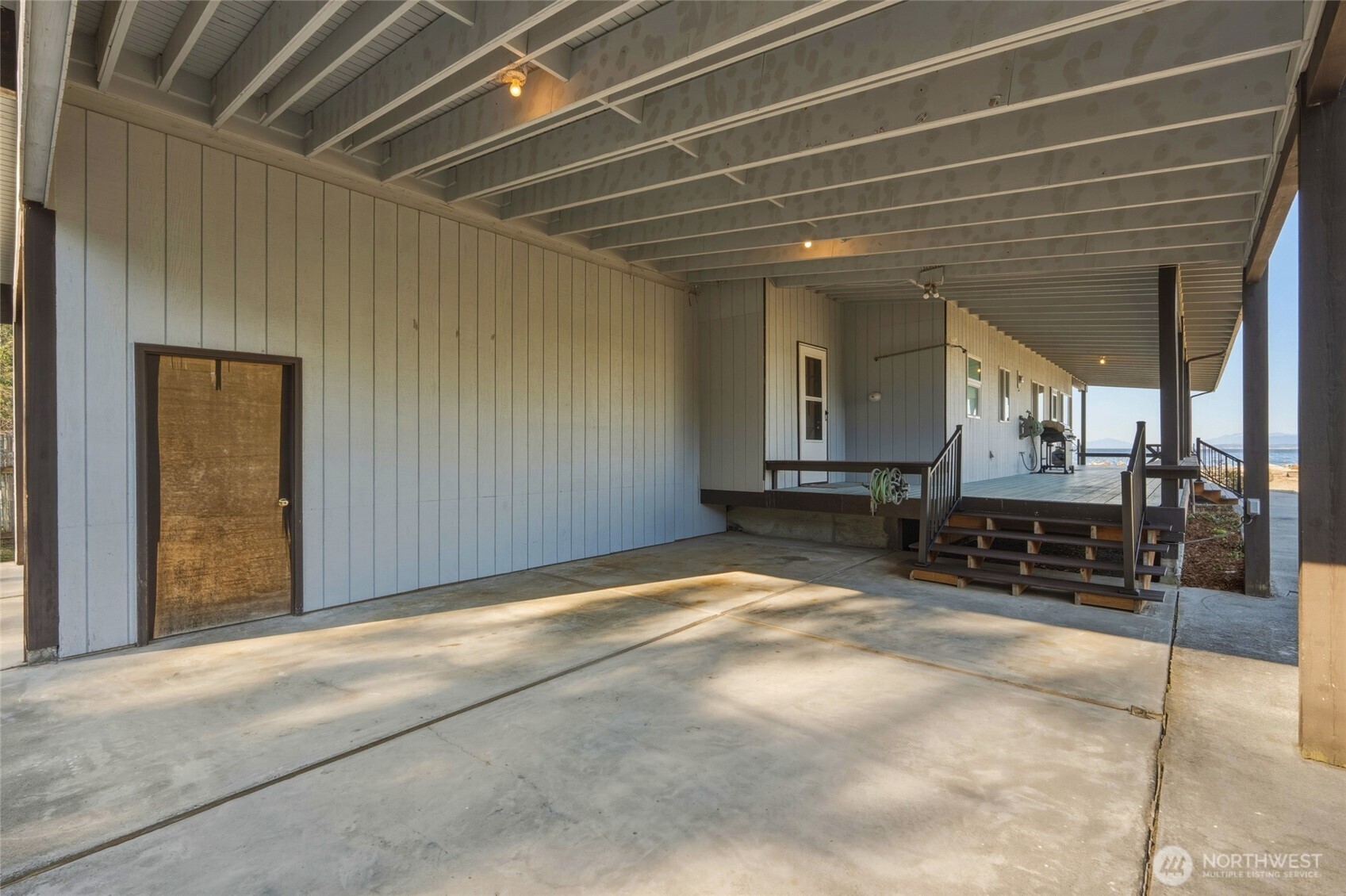 903 Port Susan Terrace Road , Camano Island, WA 98282