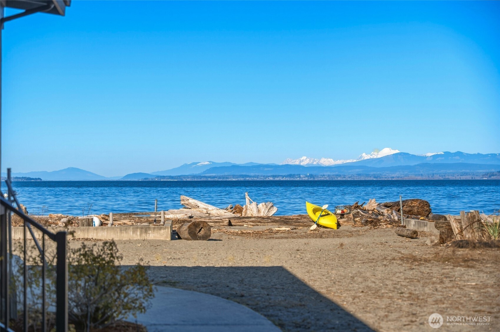 903 Port Susan Terrace Road , Camano Island, WA 98282