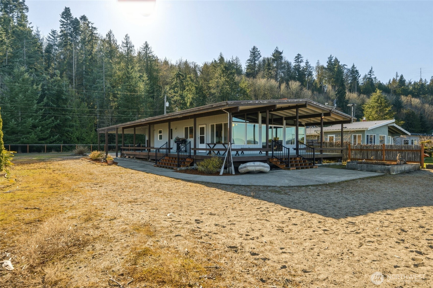 903 Port Susan Terrace Road , Camano Island, WA 98282