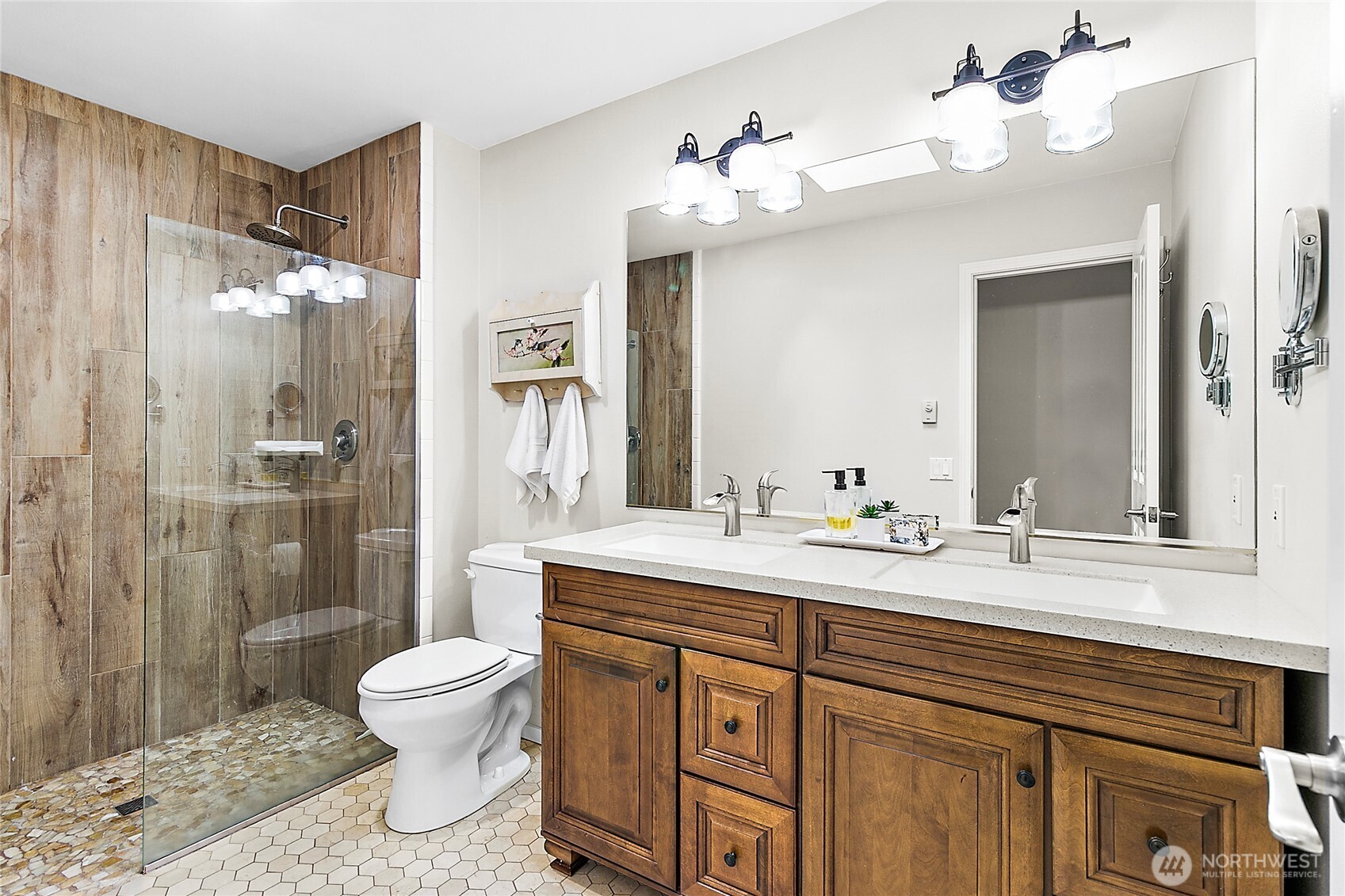 1510 199th Avenue E, Lake Tapps, WA 98391