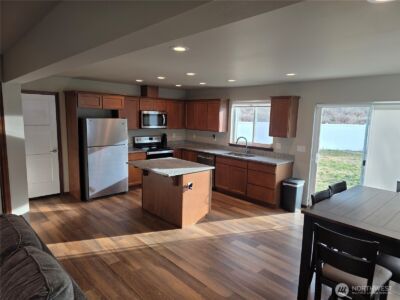 271 George Loop , Rock Island, WA 98850 - Photo 7