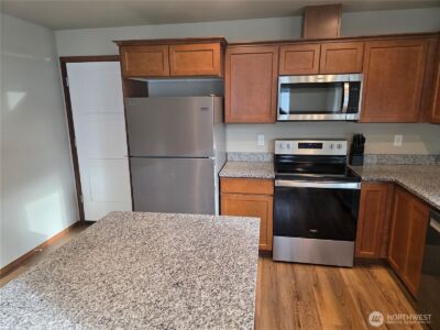 271 George Loop , Rock Island, WA 98850 - Photo 9
