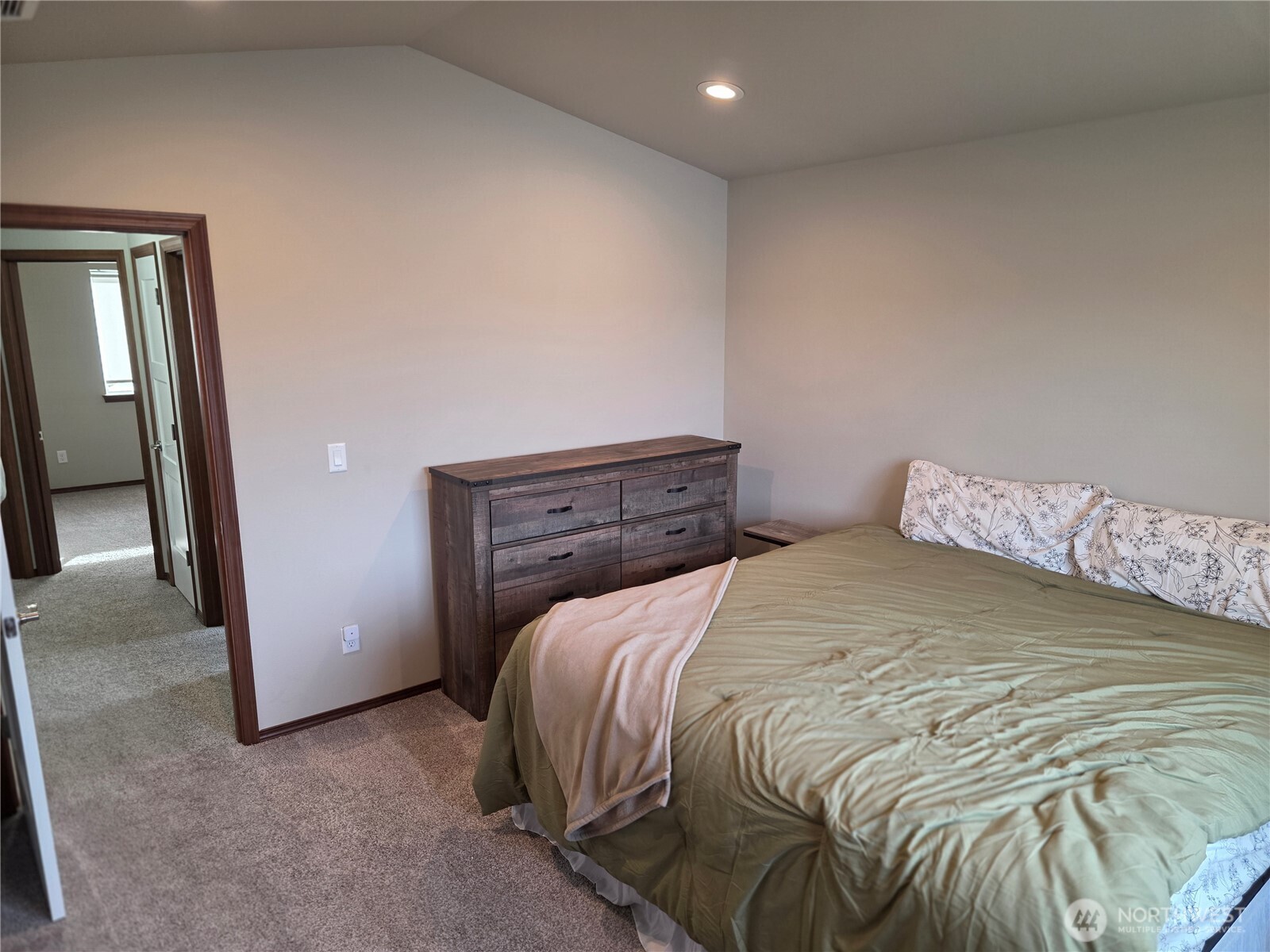 271 George Loop , Rock Island, WA 98850