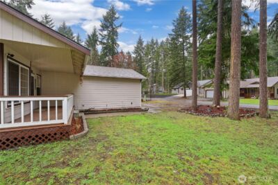 22419 Bluewater Drive SE, Yelm, WA 98597 - Photo 2