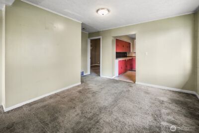 946 N 86th Street , Seattle, WA 98103 - Photo 12