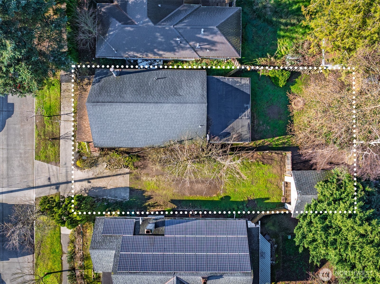 946 N 86th Street , Seattle, WA 98103