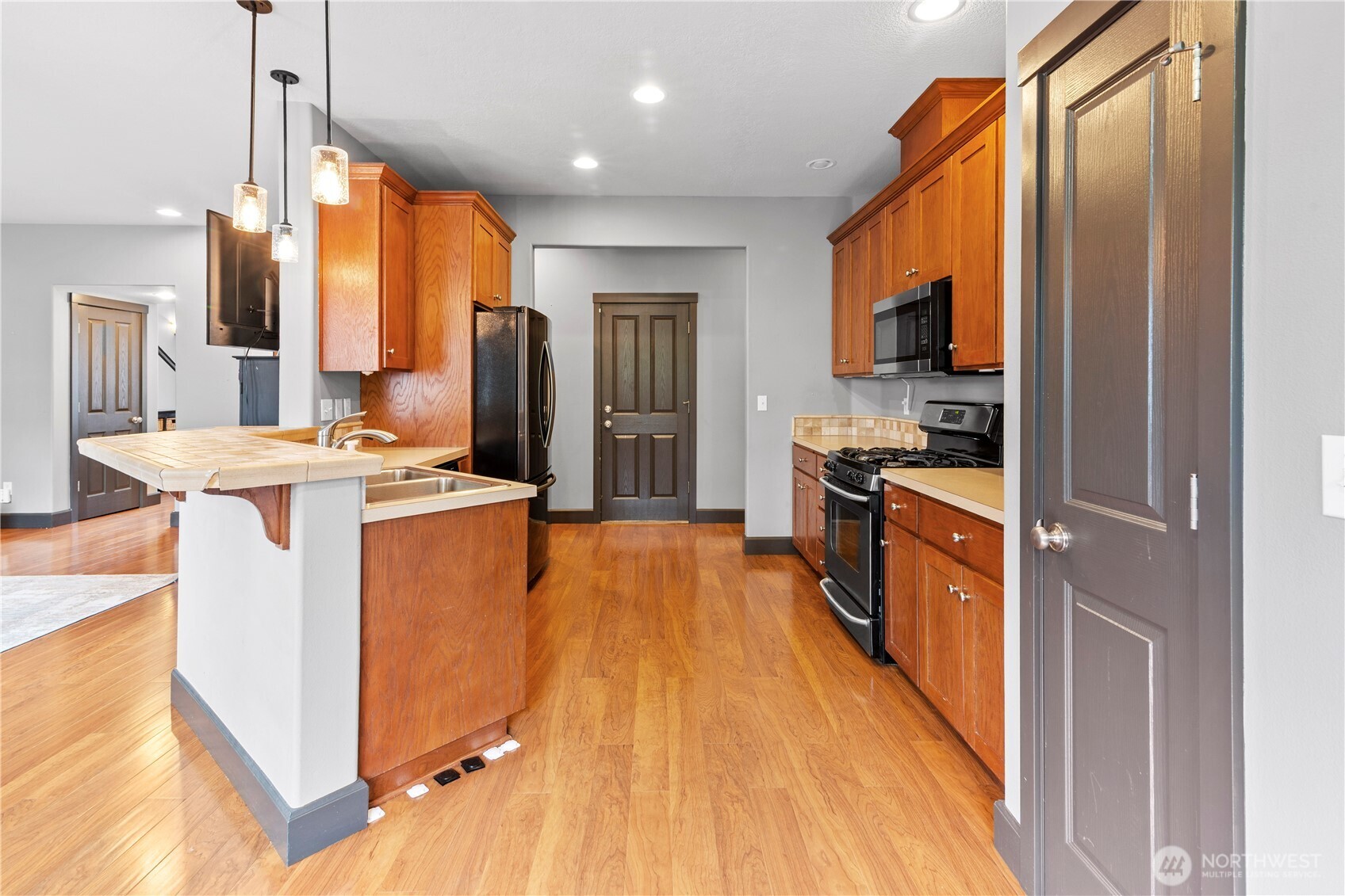 850 Waters Watch Road , Kalama, WA 98625