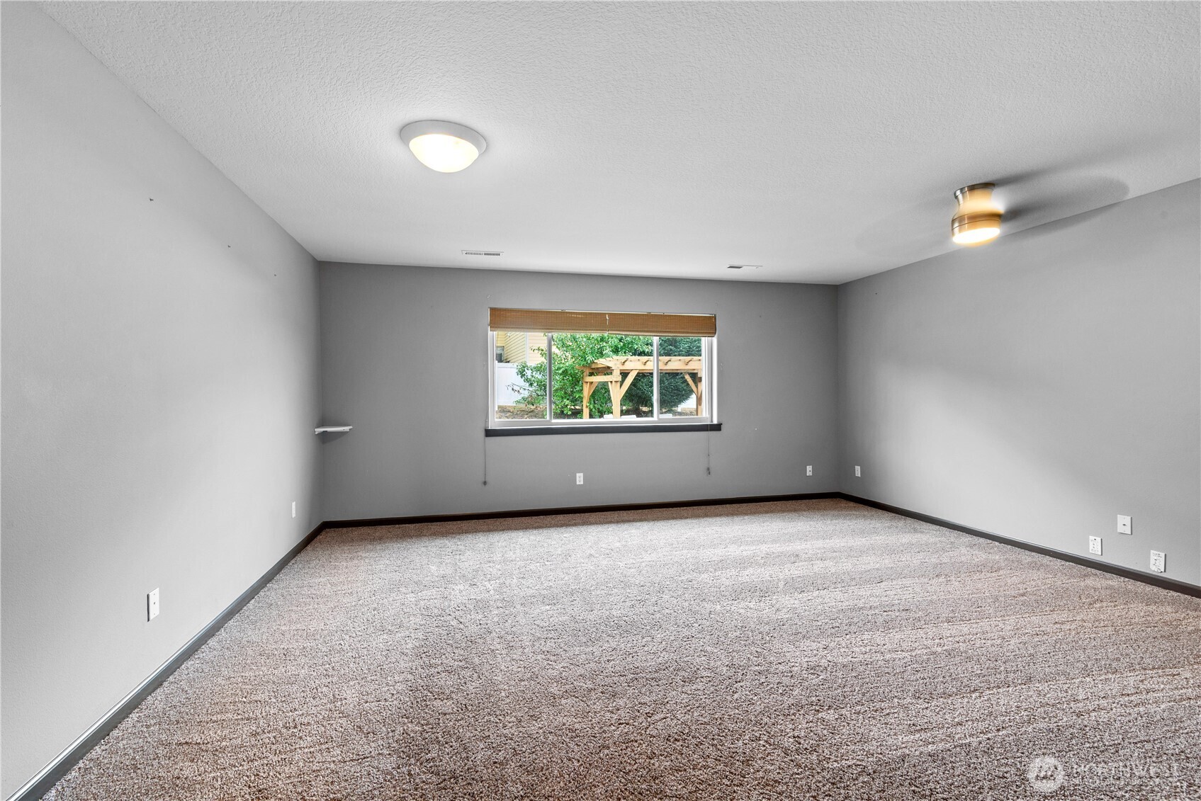 850 Waters Watch Road , Kalama, WA 98625