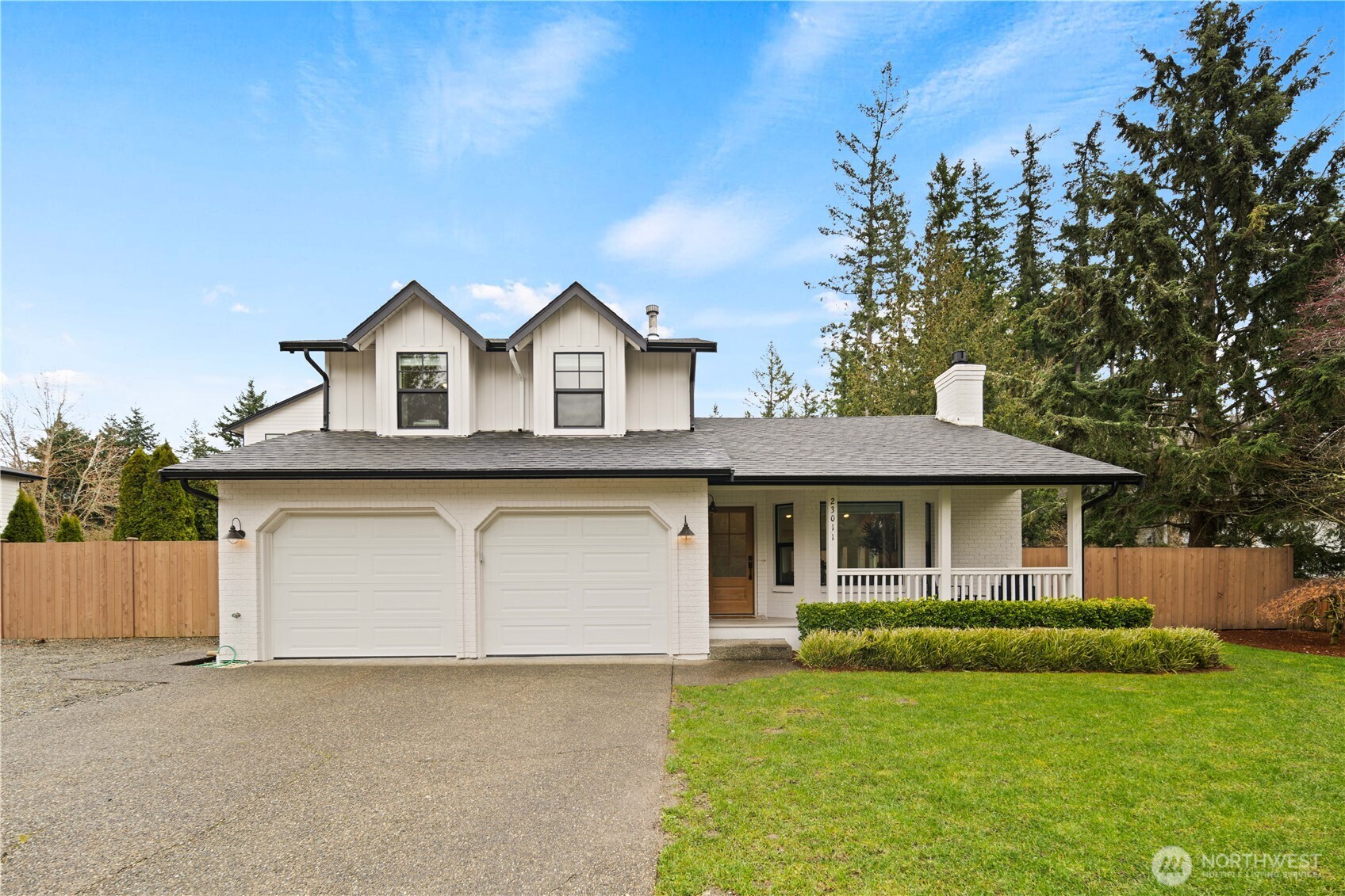 23011 SE Lake Wilderness Drive , Maple Valley, WA 98038