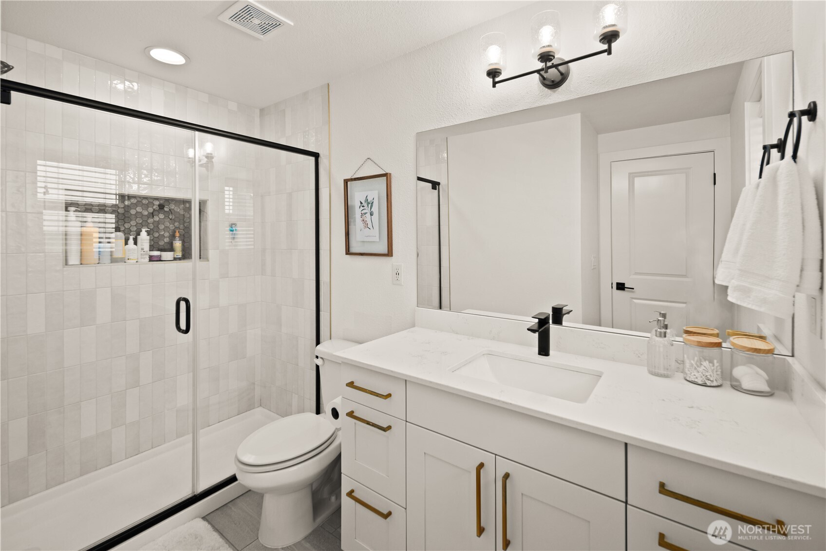 23011 SE Lake Wilderness Drive , Maple Valley, WA 98038