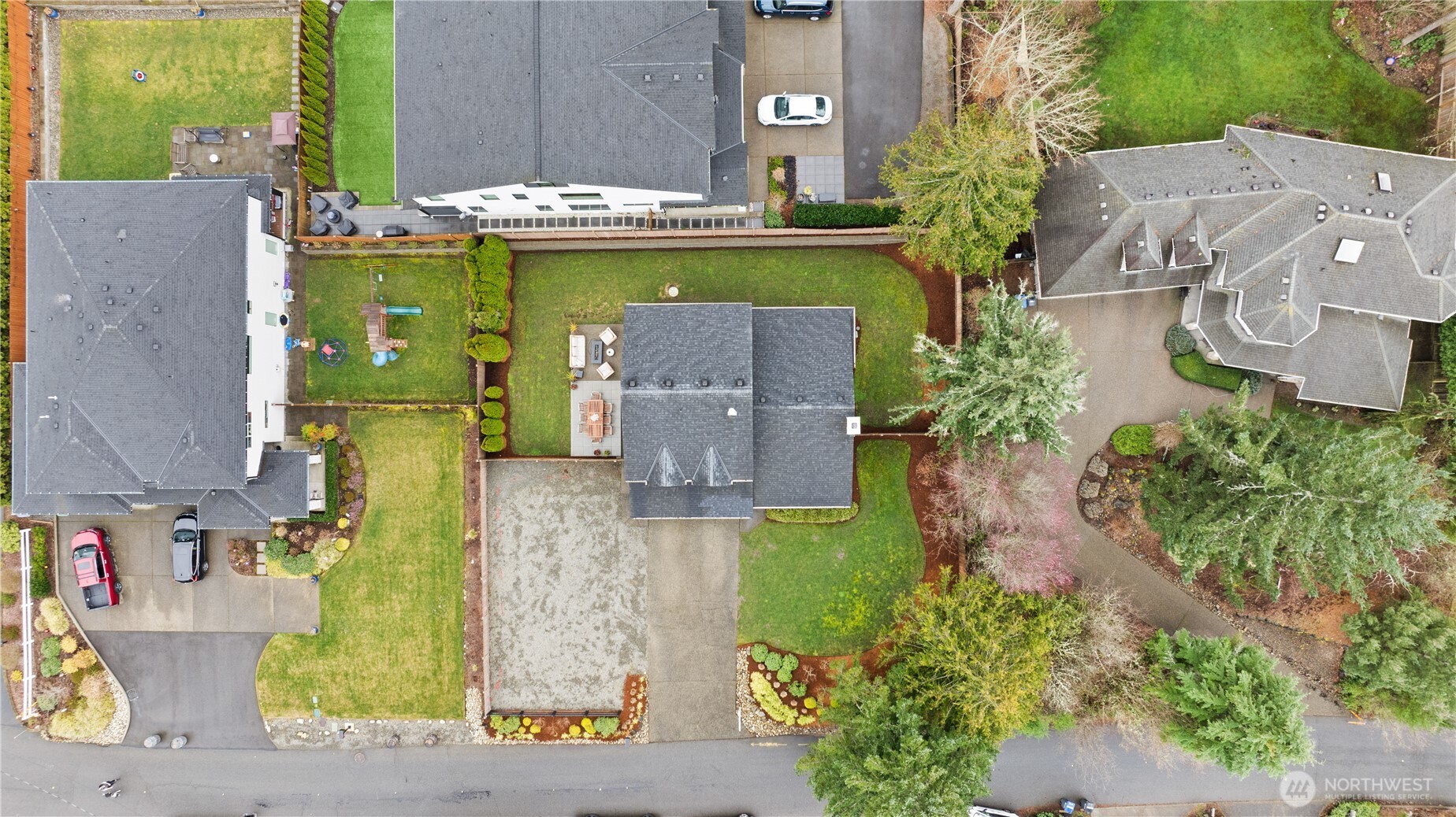 23011 SE Lake Wilderness Drive , Maple Valley, WA 98038