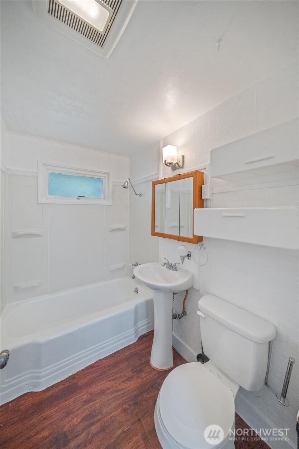 18804 10th Avenue NE, Shoreline, WA 98155