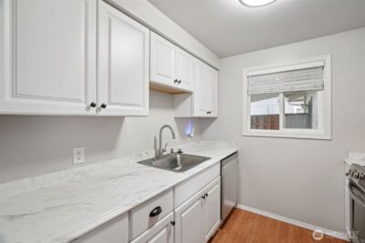 12804 NE 8th Place , Vancouver, WA 98684 - Photo 11