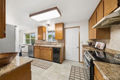 425 Rosewood Drive , Buckley, WA 98321 - Photo 7