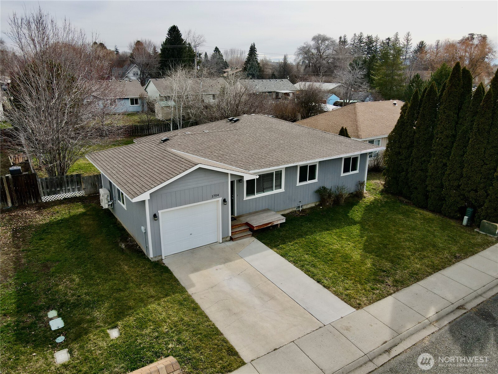 1704 Iowa Street , Ellensburg, WA 98926