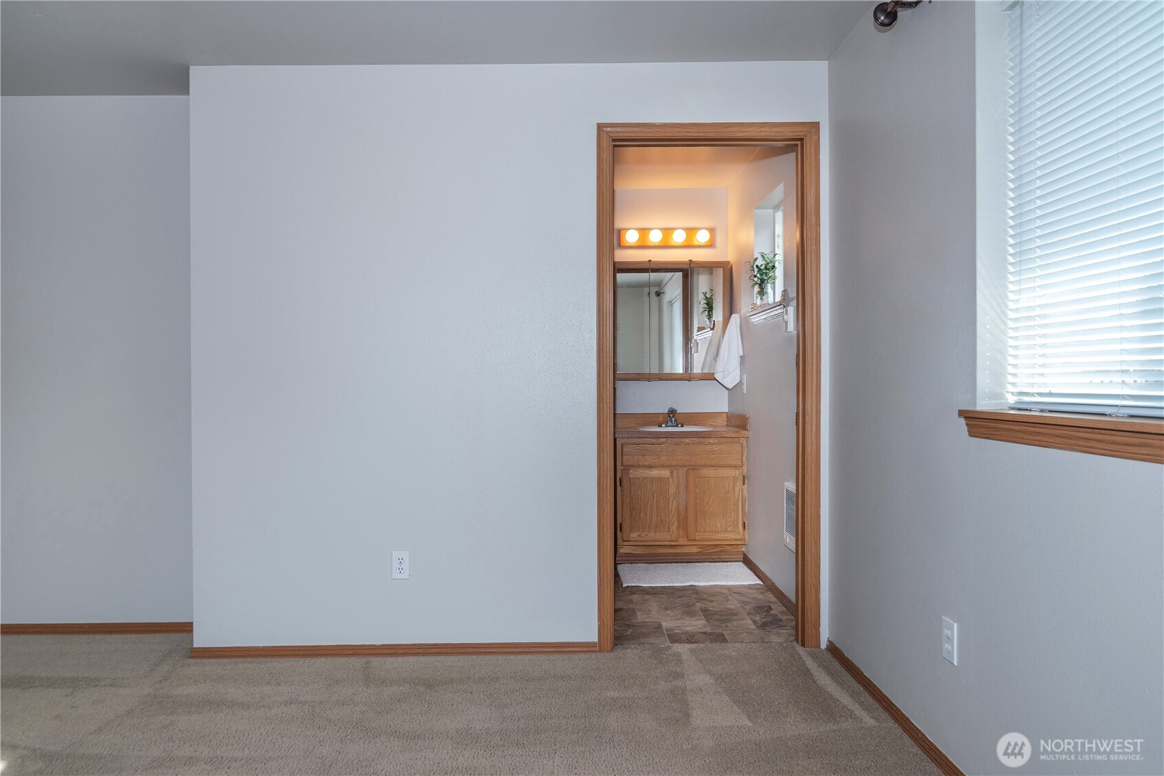 1704 Iowa Street , Ellensburg, WA 98926