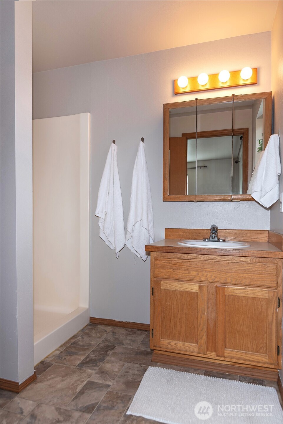 1704 Iowa Street , Ellensburg, WA 98926