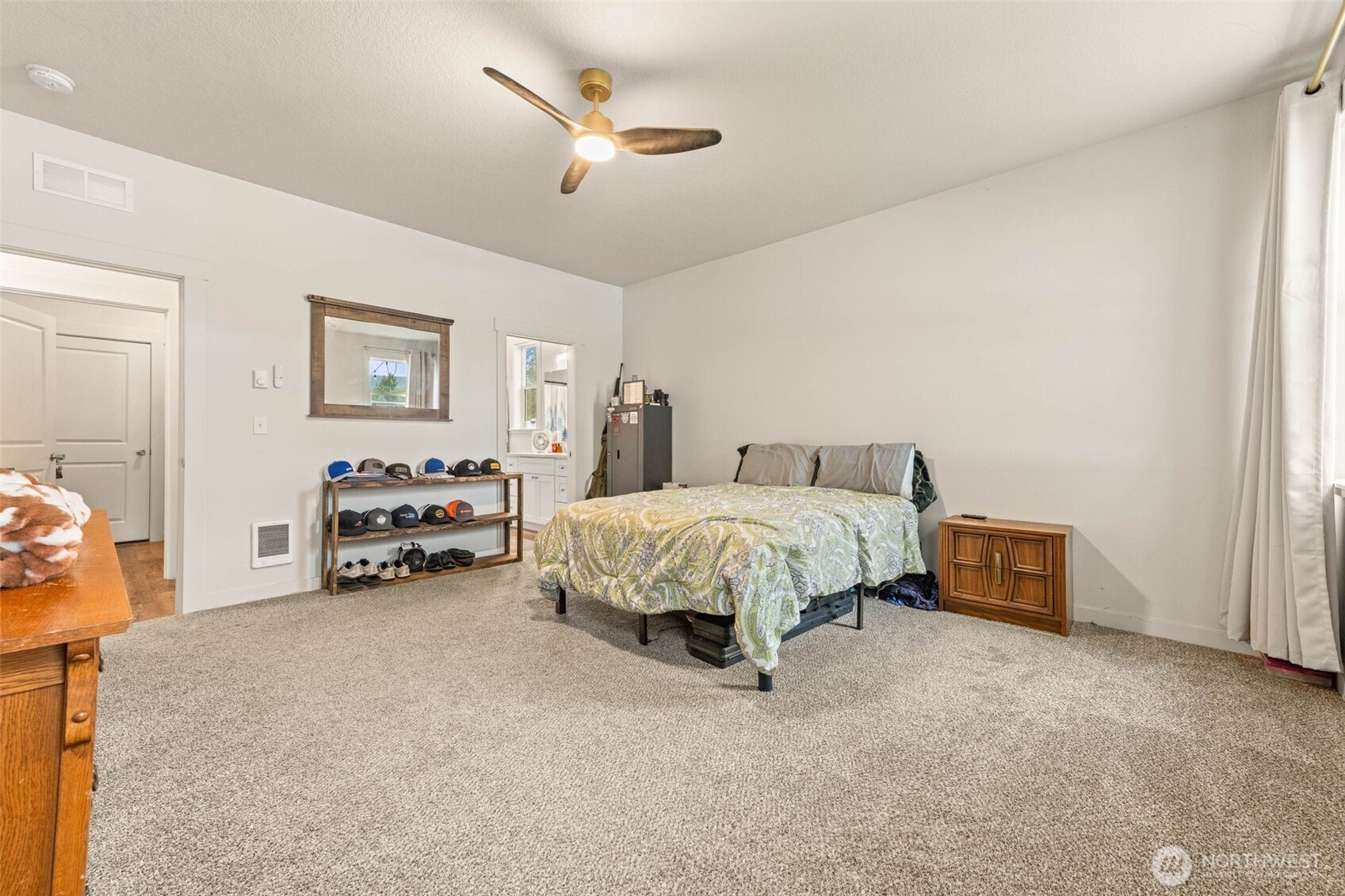 817 B Street , Vader, WA 98593