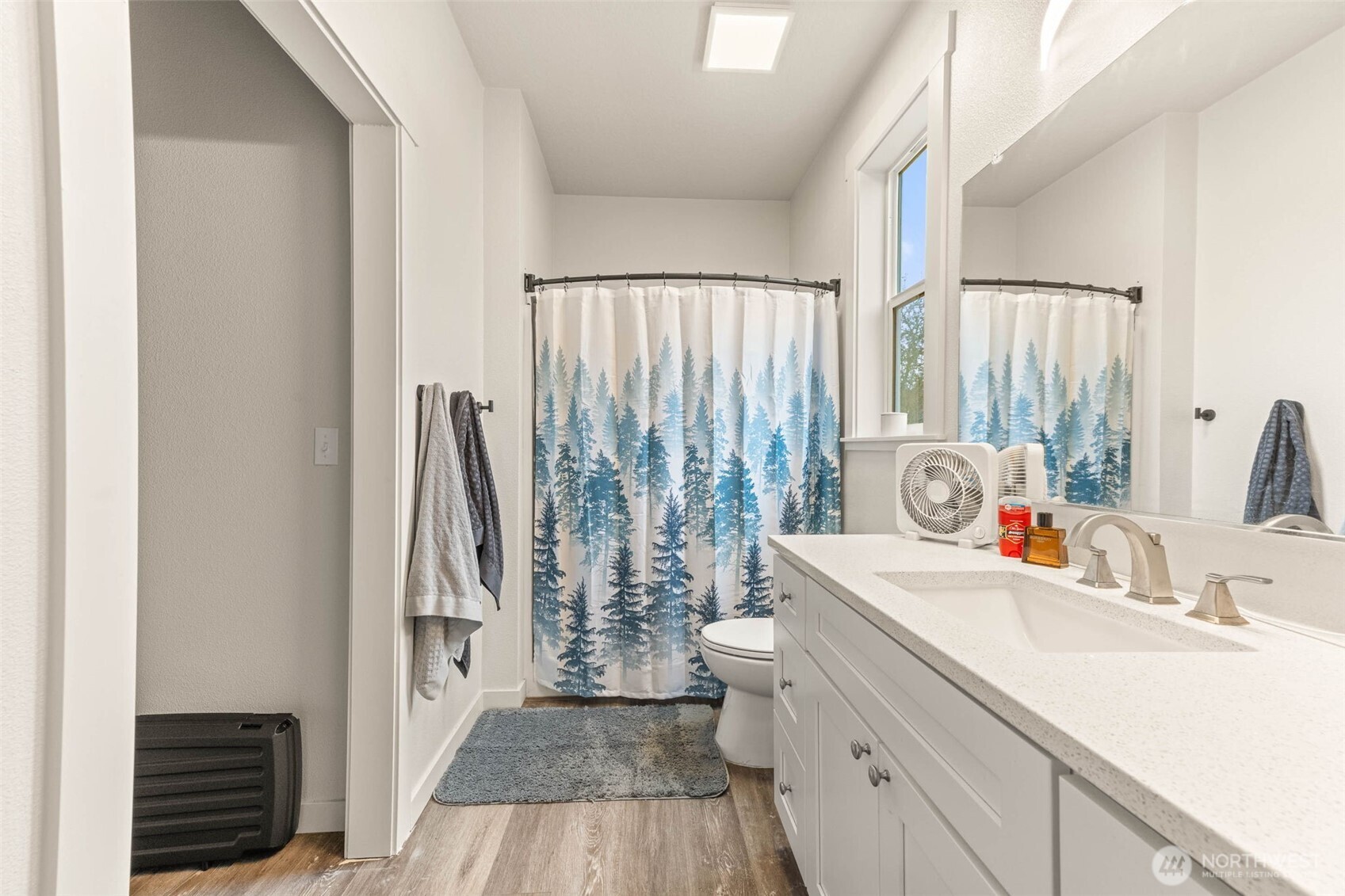 817 B Street , Vader, WA 98593