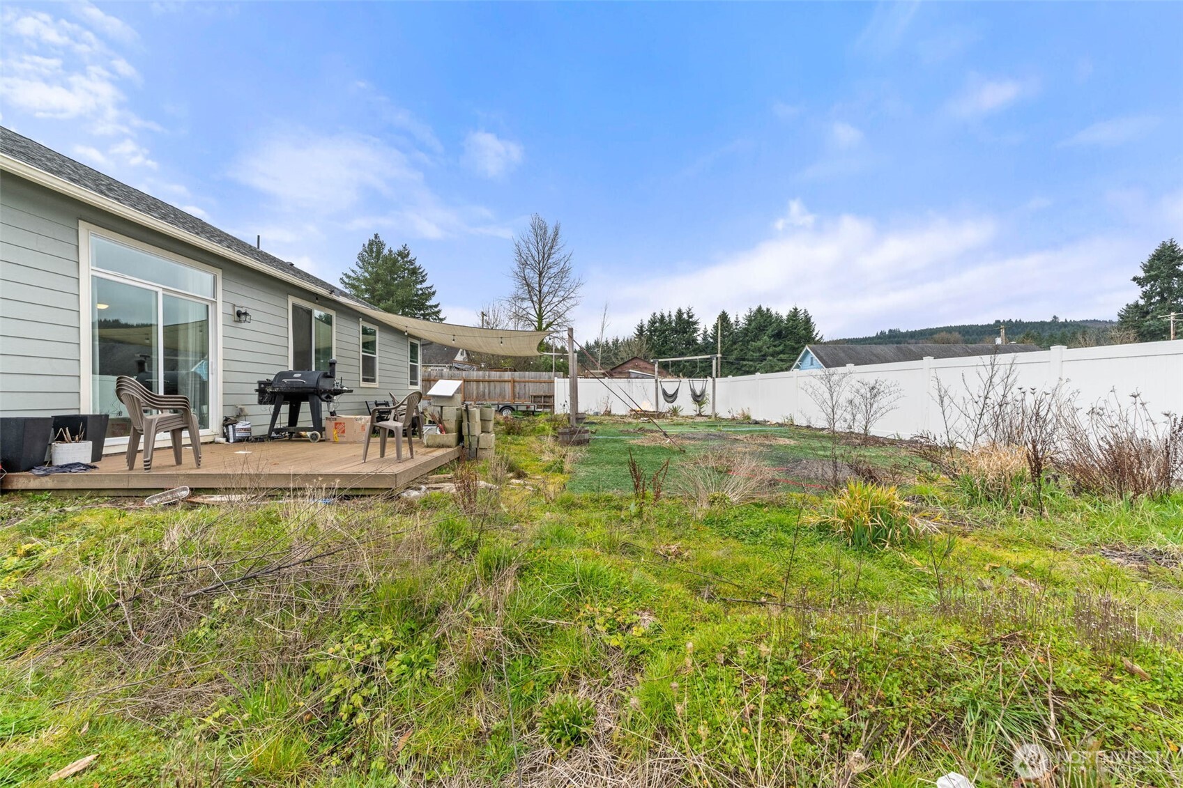 817 B Street , Vader, WA 98593