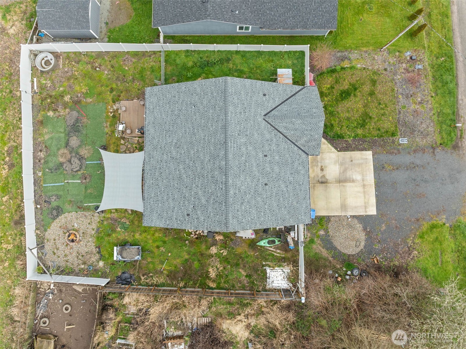 817 B Street , Vader, WA 98593