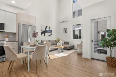 9518 Interlake Avenue N, Seattle, WA 98103 - Photo 13