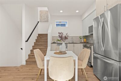 9518 Interlake Avenue N, Seattle, WA 98103 - Photo 15