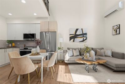 9518 Interlake Avenue N, Seattle, WA 98103 - Photo 16