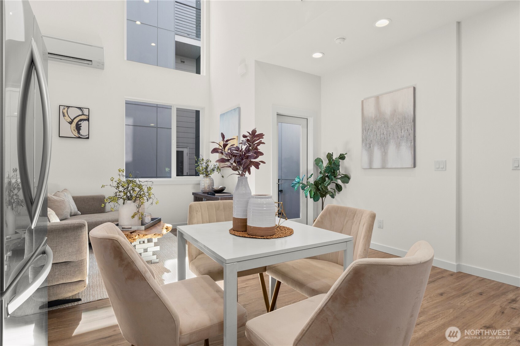 9518 Interlake Avenue N, Seattle, WA 98103