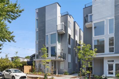 9518 Interlake Avenue N, Seattle, WA 98103 - Photo 2