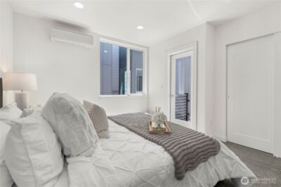 9518 Interlake Avenue N, Seattle, WA 98103 - Photo 26