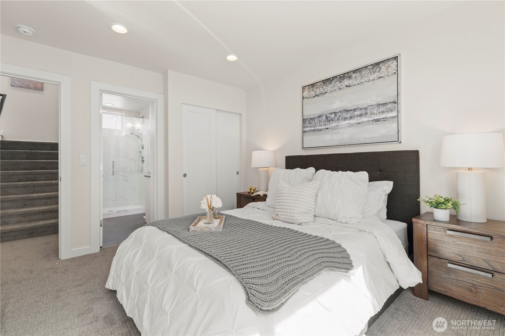 9518 Interlake Avenue N, Seattle, WA 98103