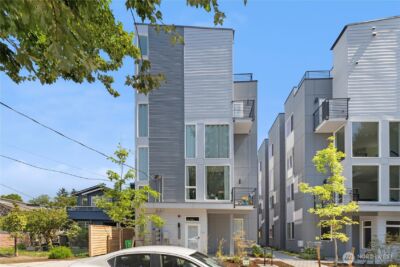 9518 Interlake Avenue N, Seattle, WA 98103 - Photo 3