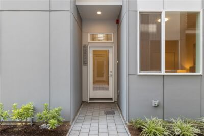 9518 Interlake Avenue N, Seattle, WA 98103 - Photo 6