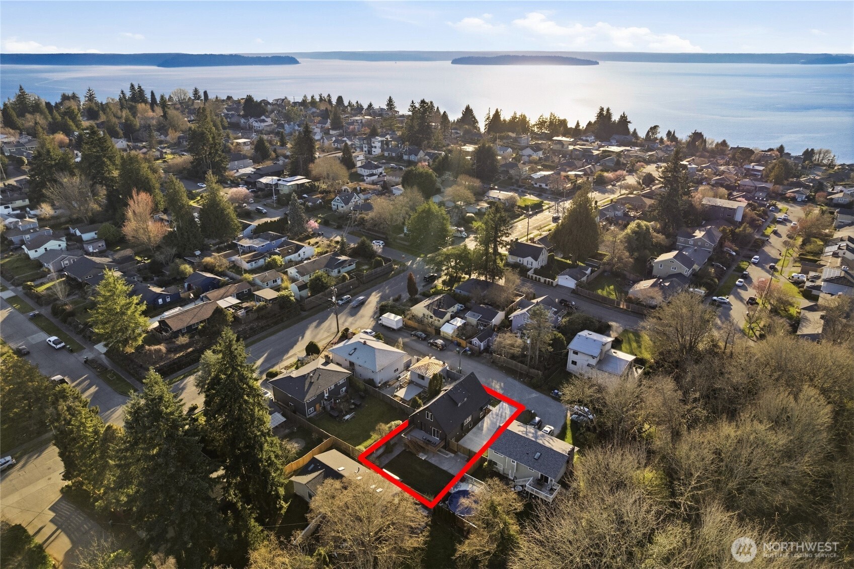 3708 Schmitz Avenue SW, Seattle, WA 98116