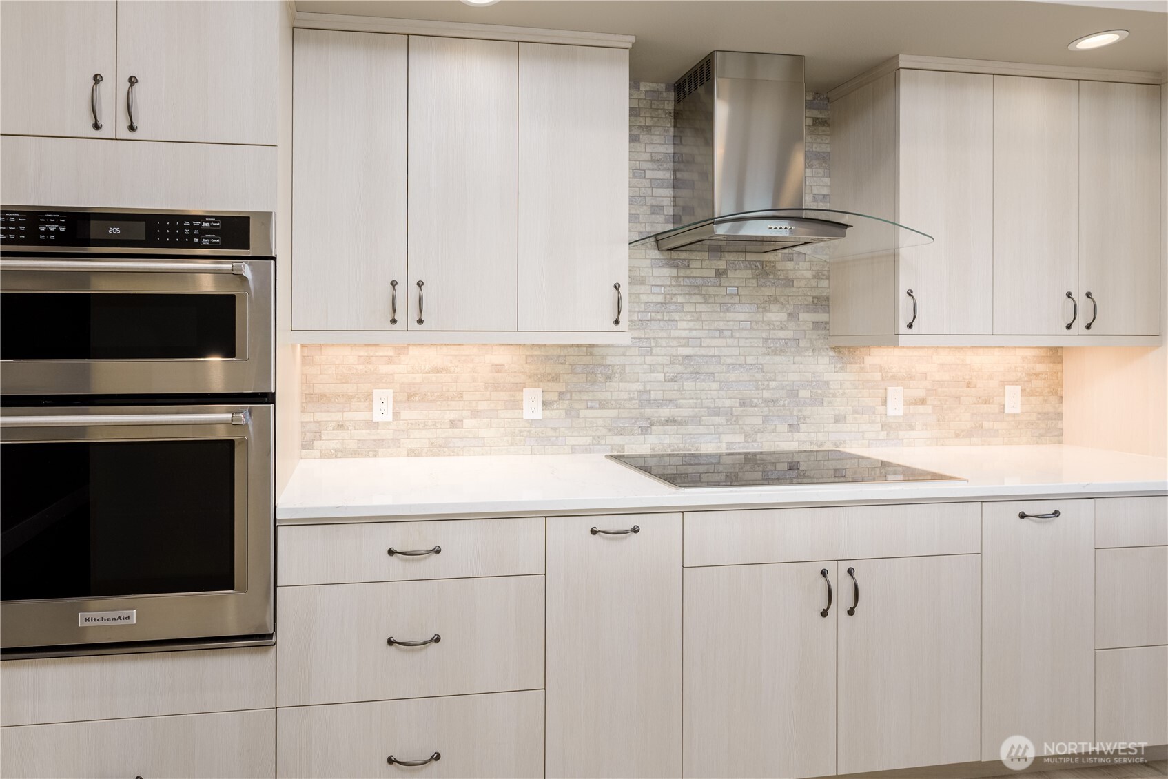 621 Jones Farm Road , Sequim, WA 98382