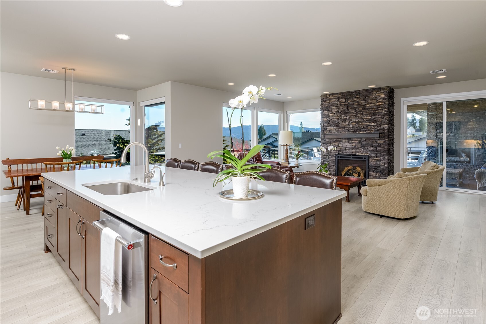 621 Jones Farm Road , Sequim, WA 98382