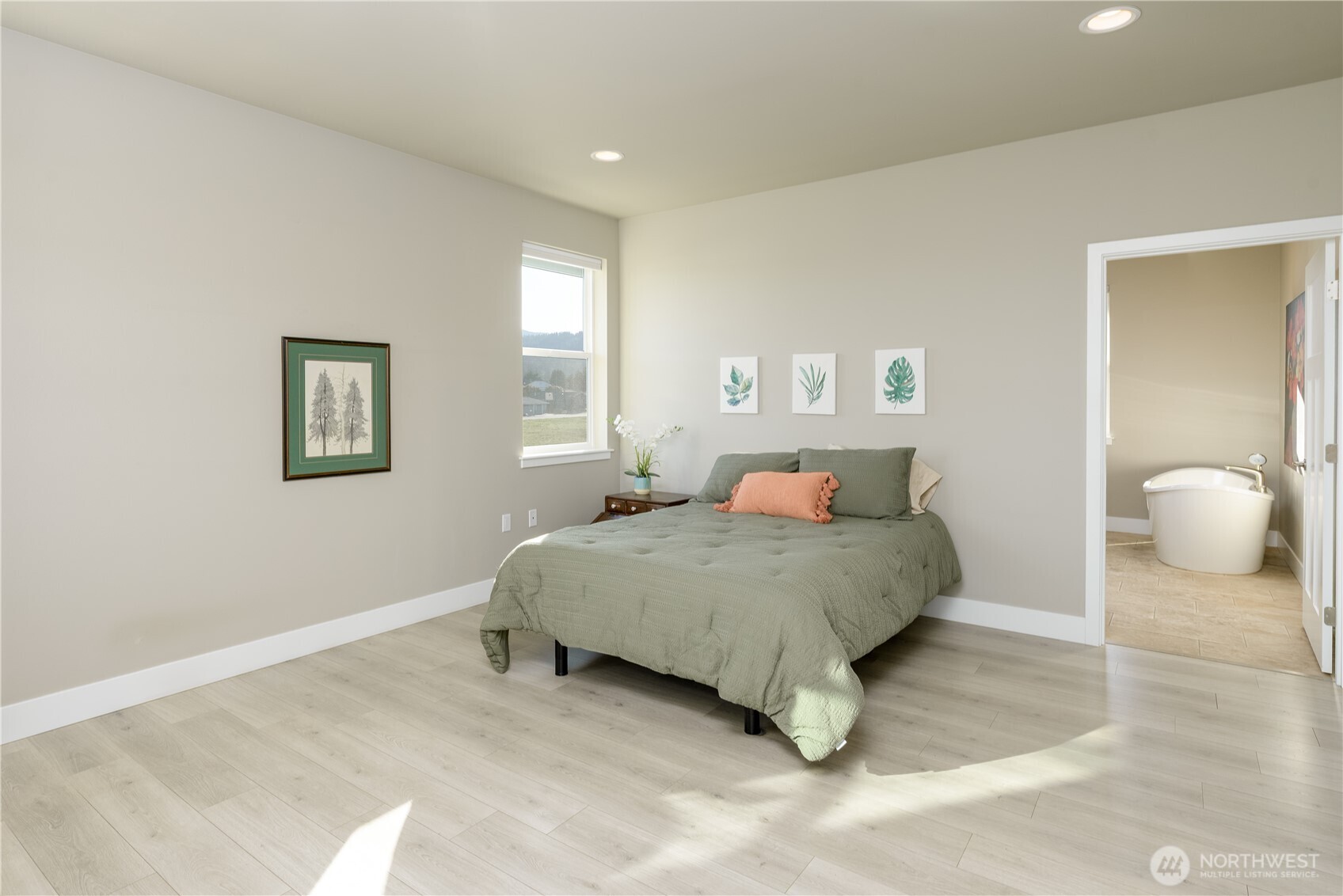 621 Jones Farm Road , Sequim, WA 98382