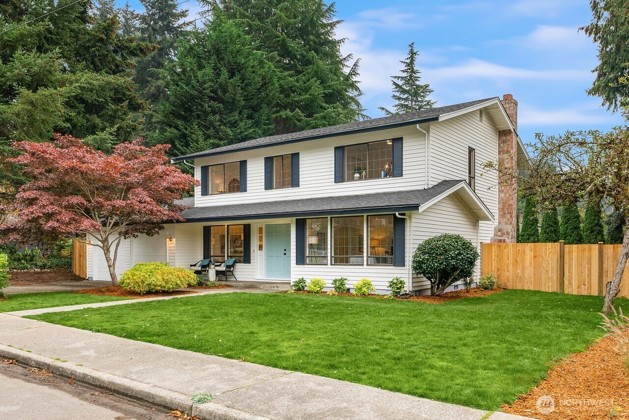 10703 NE 53rd Street , Kirkland, WA 98033